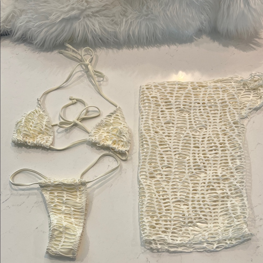 NWOT Matte Collection 3 Piece Cream Crochet Thong Bikini Set with Cover-Up Skirt
